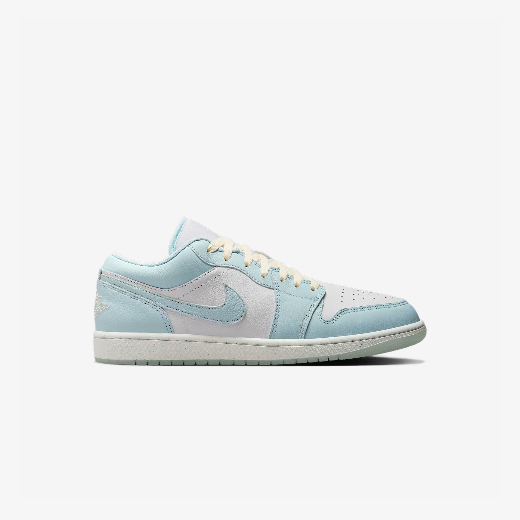 Air Jordan 1 Low SE 'Glacier Blue'